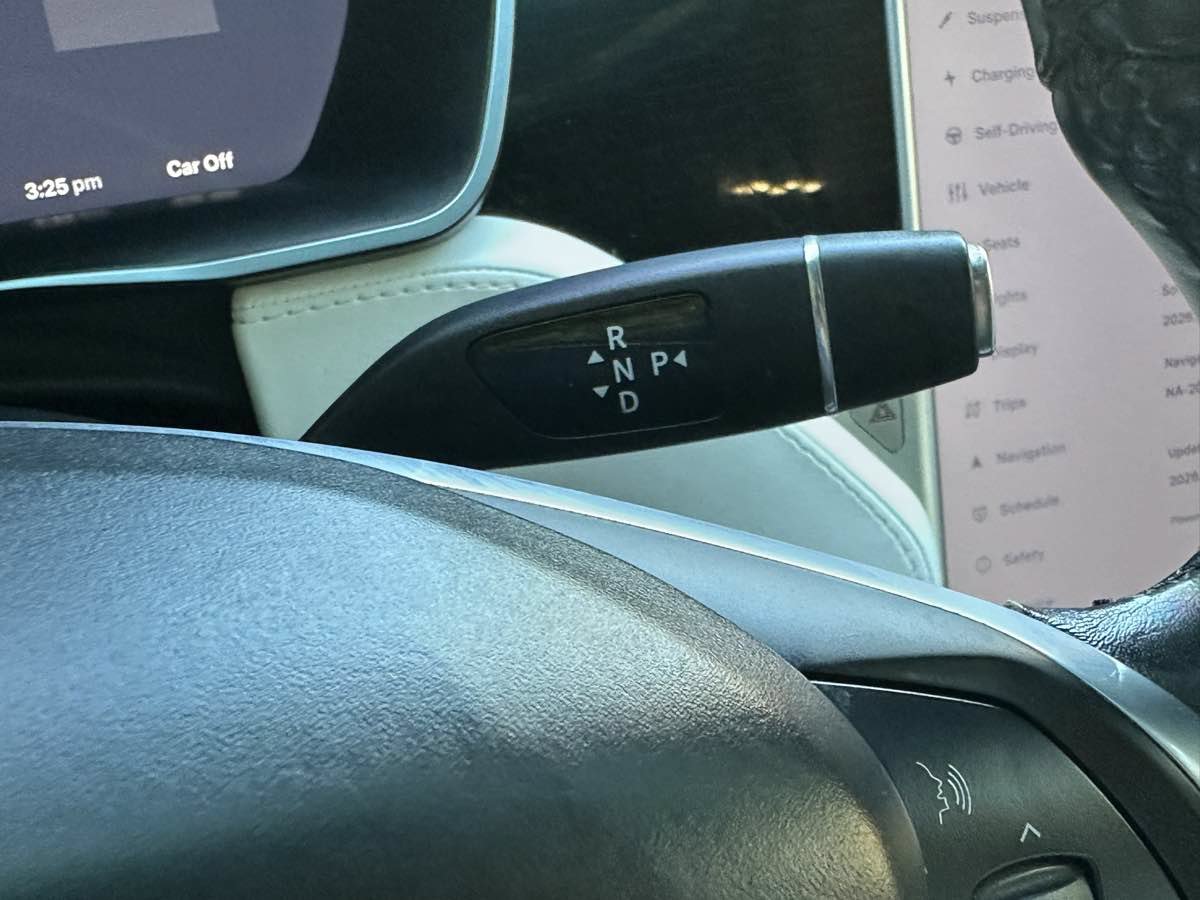 Used 2018 Tesla Model X 100D AWD/4WD image 38