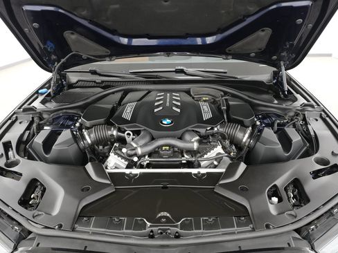 Used 2023 BMW M550i xDrive w/ Executive Package AWD/4WD image 42