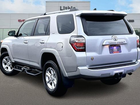 Used 2023 Toyota 4Runner SR5 Premium image 4