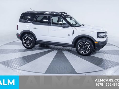 Used 2025 Ford Bronco Sport Outer Banks w/ Outer Banks Tech Package+ AWD/4WD image 13