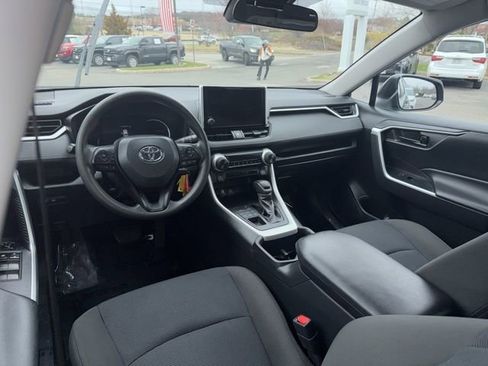 Certified 2023 Toyota RAV4 LE image 7