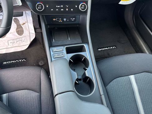 New 2025 Hyundai Sonata SEL FWD image 24