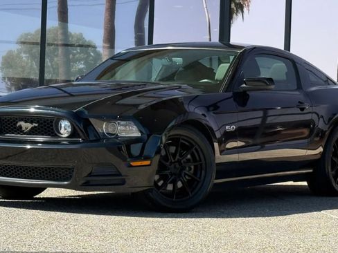 Used 2014 Ford Mustang GT w/ Equipment Group 301A RWD image 2