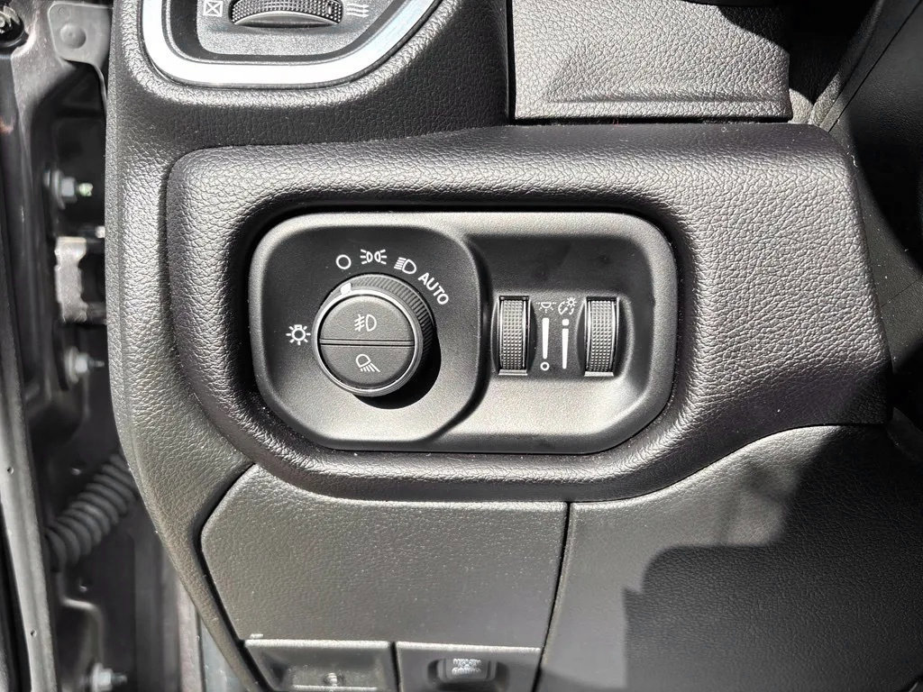 Used 2024 RAM 3500 Laramie w/ Night Edition AWD/4WD image 16