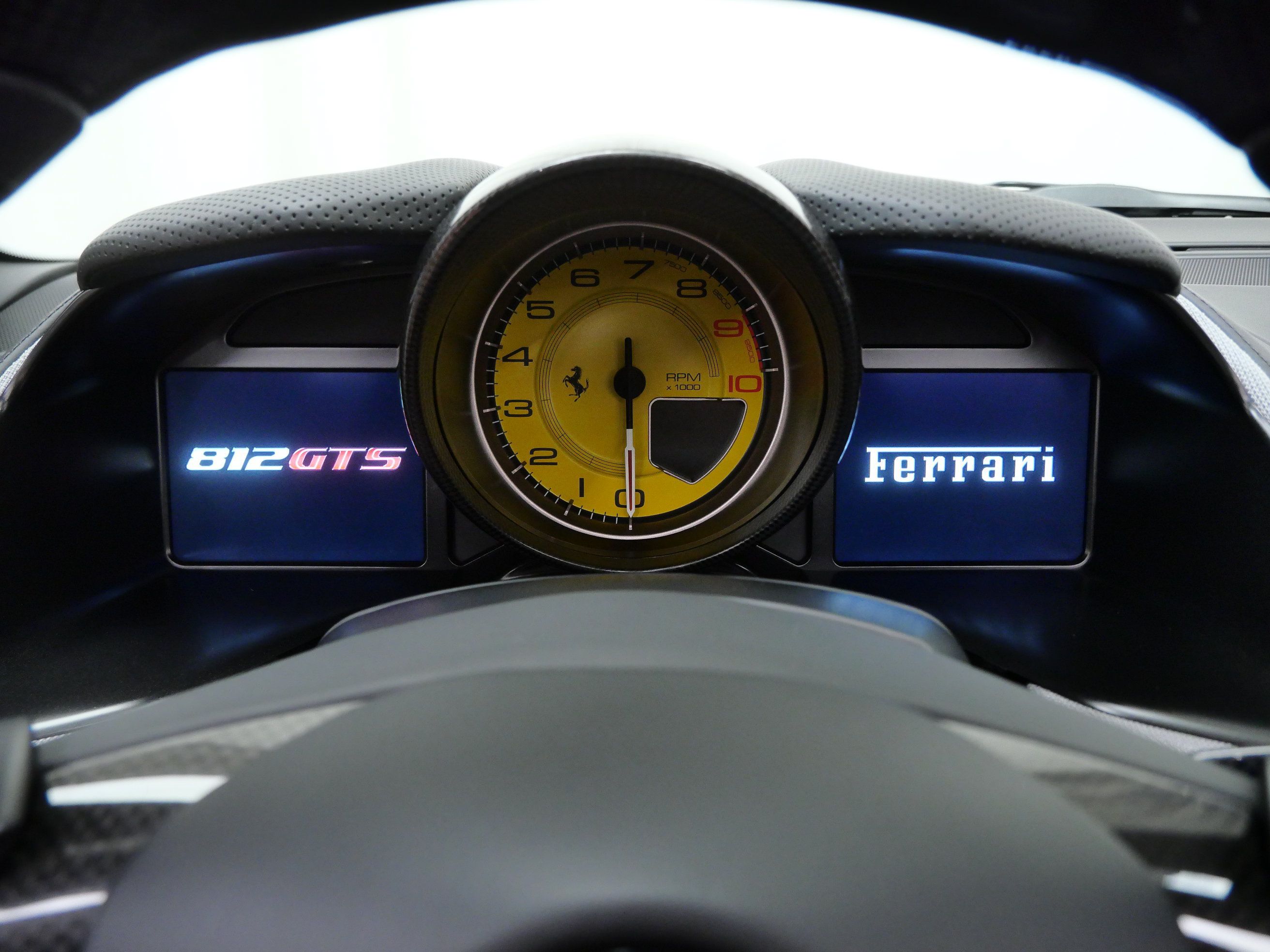 Certified 2022 Ferrari 812 GTS RWD image 23