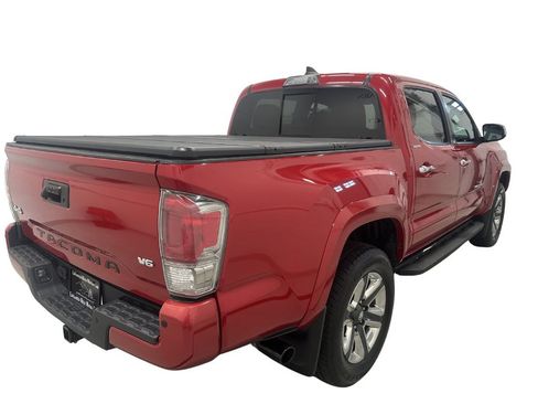 Used 2019 Toyota Tacoma Limited AWD/4WD image 4