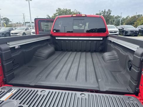 New 2026 Nissan Frontier SV w/ SV Convenience Package image 12