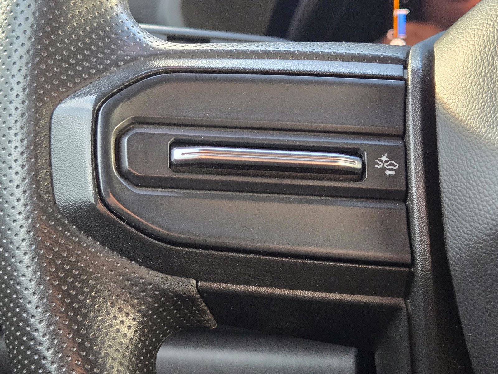 Used 2023 Chevrolet Colorado W/T RWD image 26