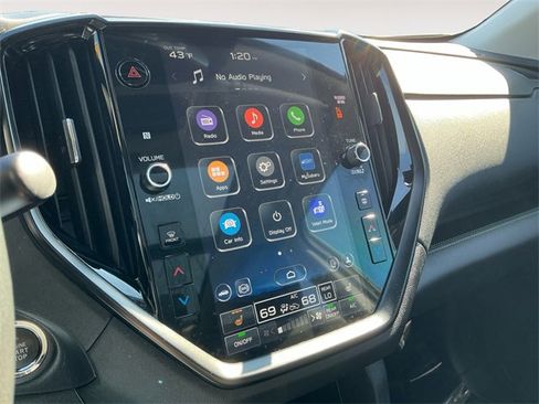 Used 2024 Subaru Ascent Onyx Edition image 9