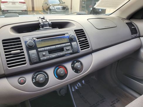 Used 2003 Toyota Camry LE FWD image 32