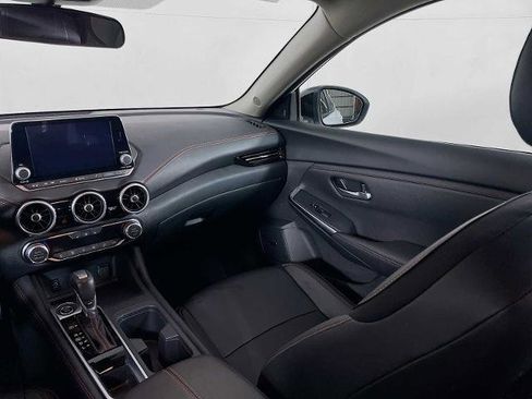 Certified 2024 Nissan Sentra SR w/ SR Premium Package image 21