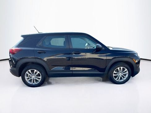 Used 2021 Chevrolet TrailBlazer LS FWD image 4