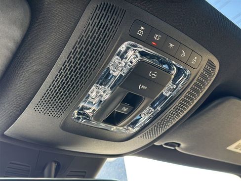 New 2026 Mercedes-Benz GLB 250 image 21