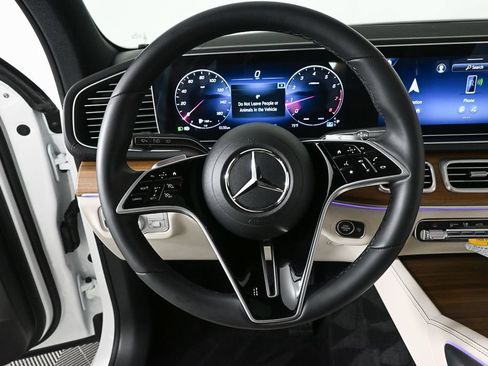 Certified 2026 Mercedes-Benz GLE 350 4MATIC image 2