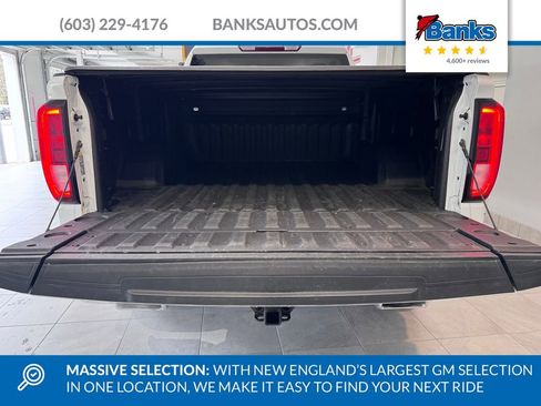 Used 2022 GMC Sierra 1500 Elevation w/ X31 Off-Road Package AWD/4WD image 7