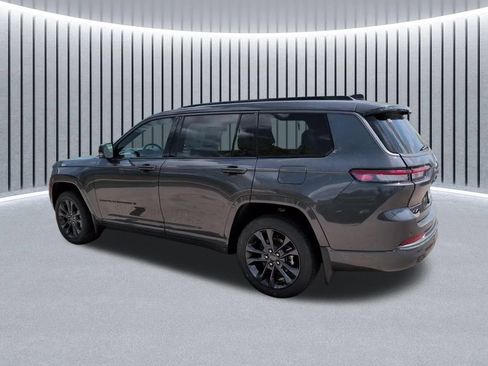 New 2026 Jeep Grand Cherokee L Limited AWD/4WD image 12