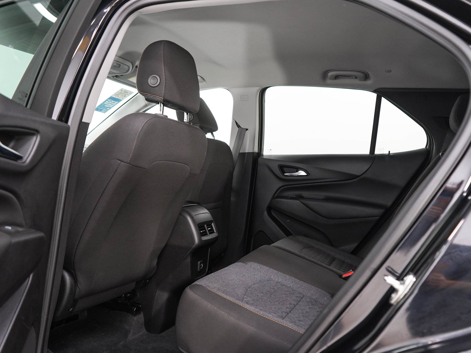 Used 2024 Chevrolet Equinox LT w/ LPO, Floor Liner Package AWD/4WD image 18