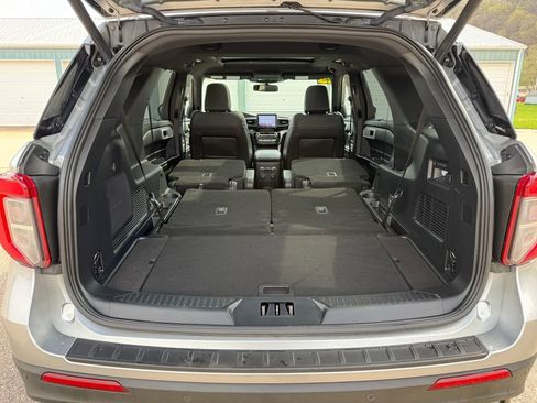 Used 2023 Ford Explorer ST w/ Equipment Group 401A AWD/4WD image 13