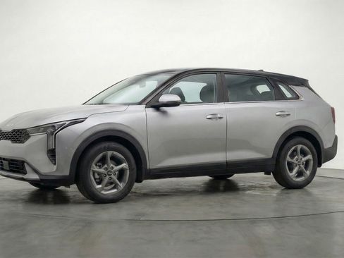 Used 2025 Kia K4 FWD image 3