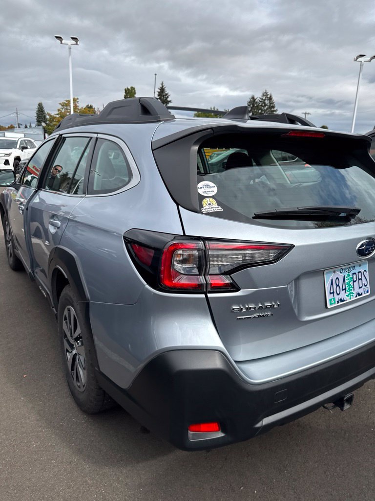 Used 2023 Subaru Outback AWD/4WD image 6