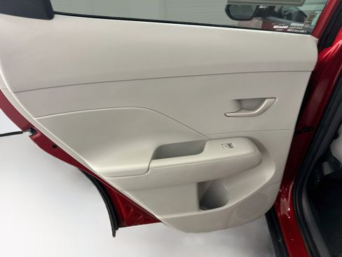 Used 2025 Hyundai Kona SEL AWD/4WD image 26