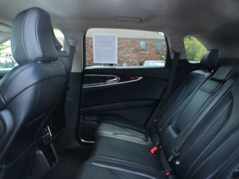 Used 2023 Lincoln Nautilus AWD w/ Premium Package image 30