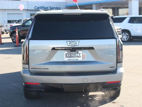 Used 2026 Cadillac Escalade Platinum Sport AWD/4WD image 6