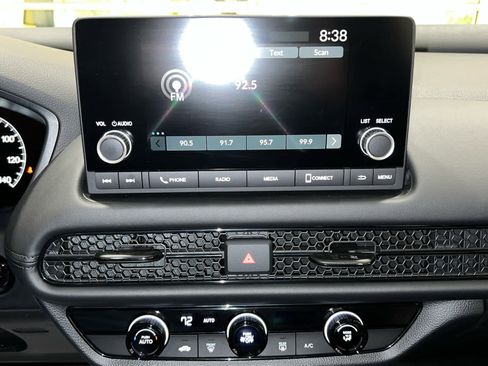 Certified 2023 Honda HR-V LX image 27