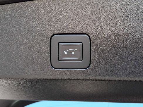 Used 2025 Buick Encore GX Preferred w/ Comfort Package AWD/4WD image 29