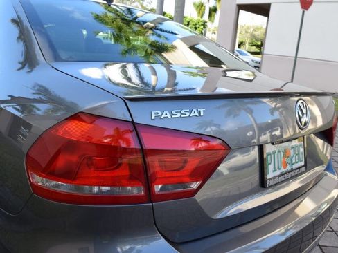 Used 2015 Volkswagen Passat TDI SEL Premium image 20