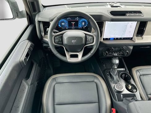 New 2026 Ford Bronco Outer Banks AWD/4WD image 16