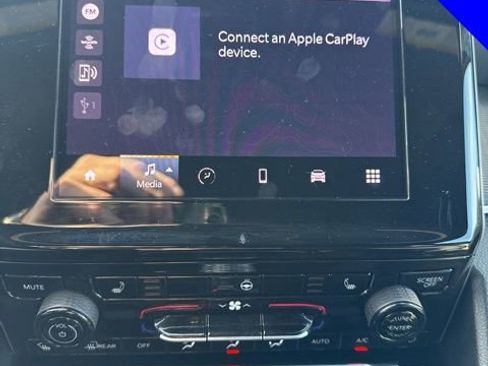 Used 2025 Jeep Grand Cherokee L Laredo w/ Luxury Tech Group I image 25