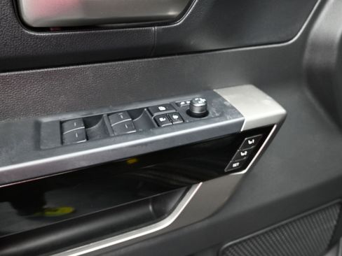 Used 2025 Toyota Tundra Limited image 6