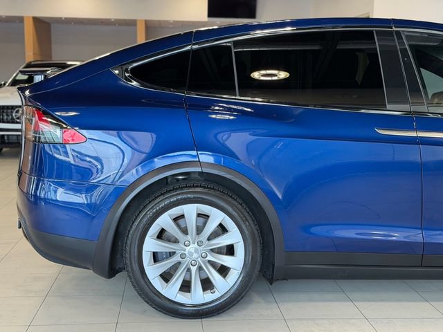 Used 2020 Tesla Model X Long Range AWD/4WD image 17