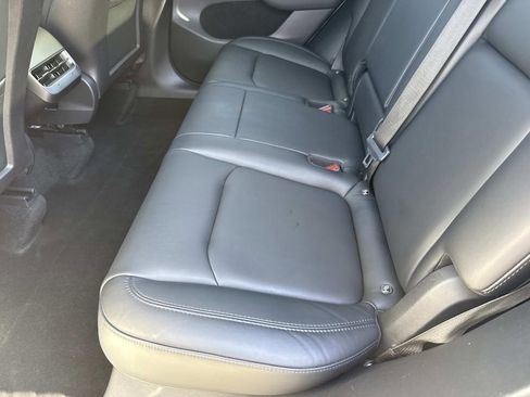 Used 2022 Tesla Model Y Performance image 16