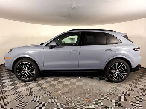 New 2026 Porsche Cayenne image 3