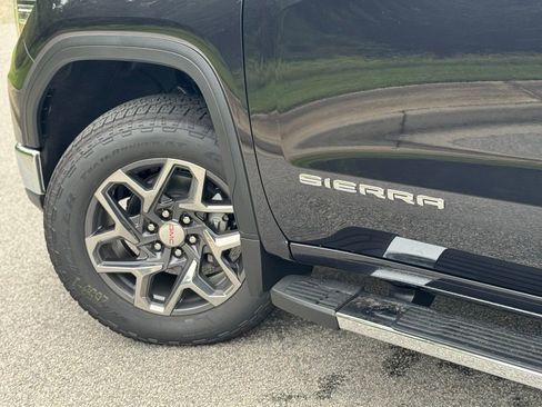 New 2026 GMC Sierra 1500 SLT w/ SLT Premium Plus Package image 8