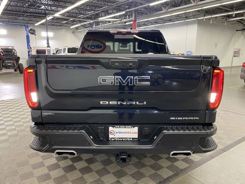 Used 2023 GMC Sierra 1500 Denali Ultimate image 9