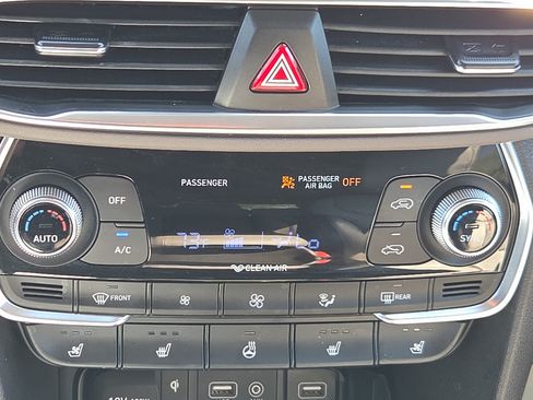 Used 2020 Hyundai Santa Fe Limited FWD image 27