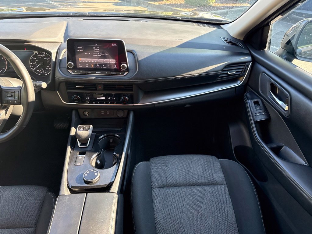Used 2025 Nissan Rogue SV AWD/4WD image 29