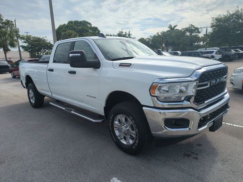 Used 2024 RAM 2500 Big Horn AWD/4WD image 2