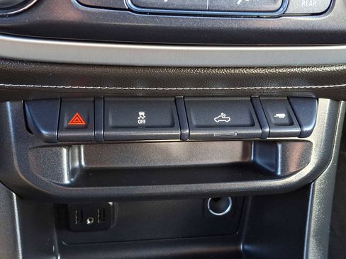 Certified 2022 GMC Canyon Elevation image 24