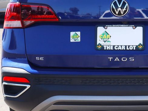 Used 2023 Volkswagen Taos SE image 19