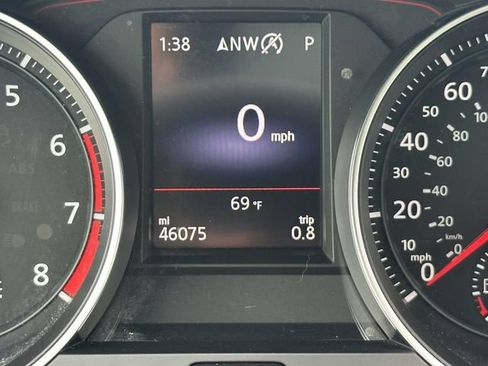 Used 2019 Volkswagen GTI SE FWD image 29