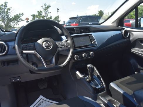 Used 2025 Nissan Versa SV w/ Trunk Package FWD image 16