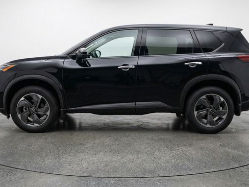 Used 2025 Nissan Rogue SV FWD image 5