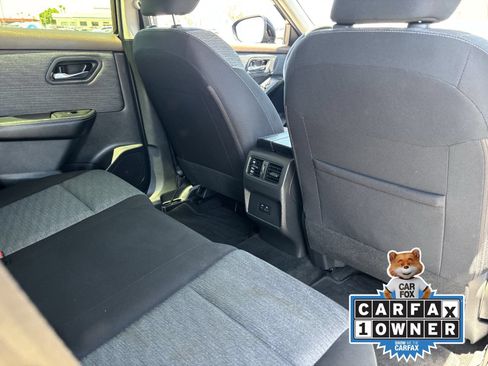 Certified 2023 Nissan Rogue SV FWD image 14