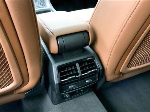 Certified 2025 Audi Q3 2.0T Premium Plus image 34