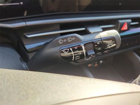 New 2026 Kia Sportage EX image 31