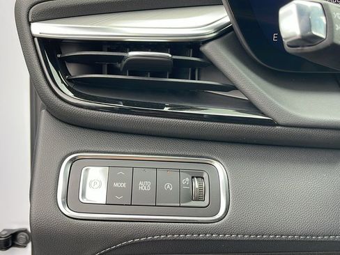 New 2026 Buick Enclave Avenir w/ Super Cruise Package image 26